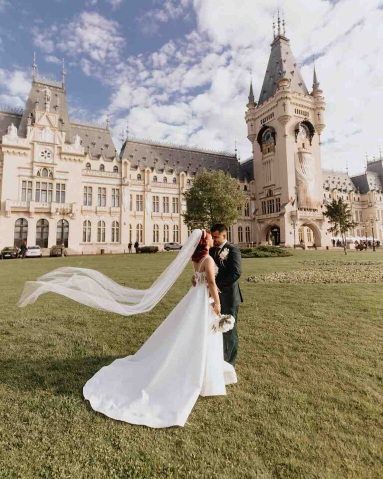 Sedinta foto la Palatul Culturii din Iasi